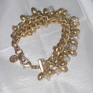 Lilly Pulitzer Bracelet gold tone faux pearls chunky